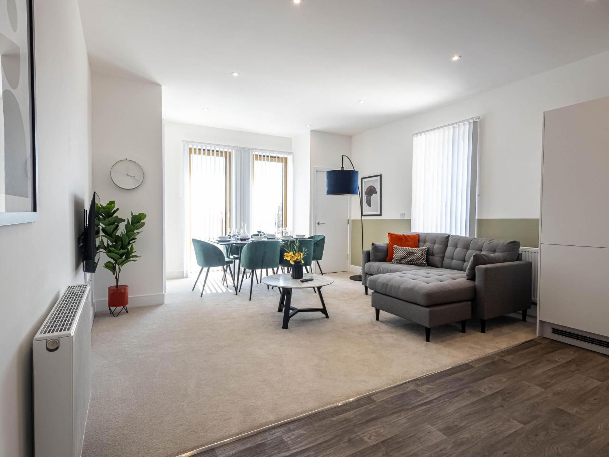 Modern Apartments With Balcony In Merton Near Wimbledon By Sojo Stay Mitcham Ngoại thất bức ảnh