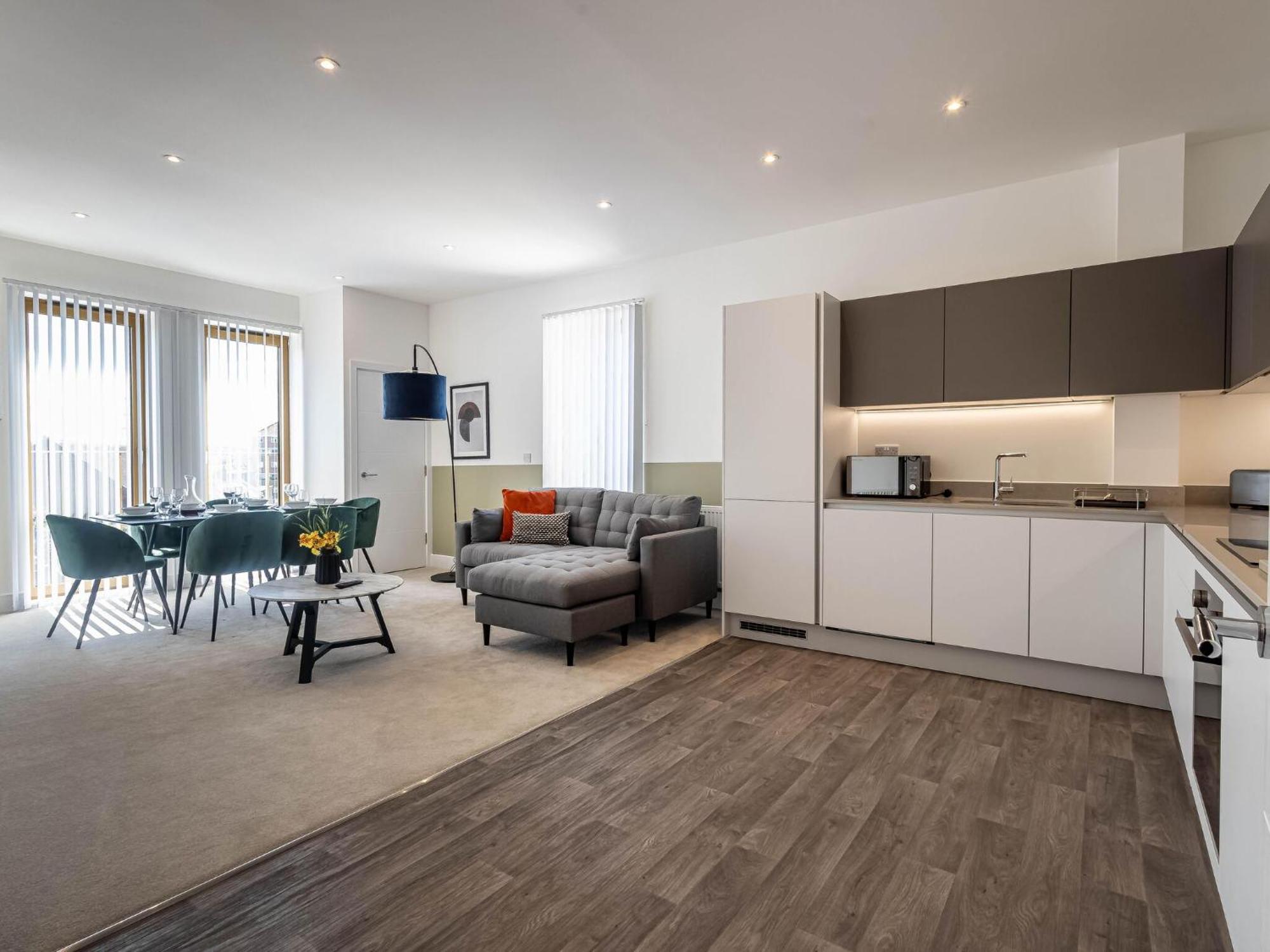 Modern Apartments With Balcony In Merton Near Wimbledon By Sojo Stay Mitcham Ngoại thất bức ảnh