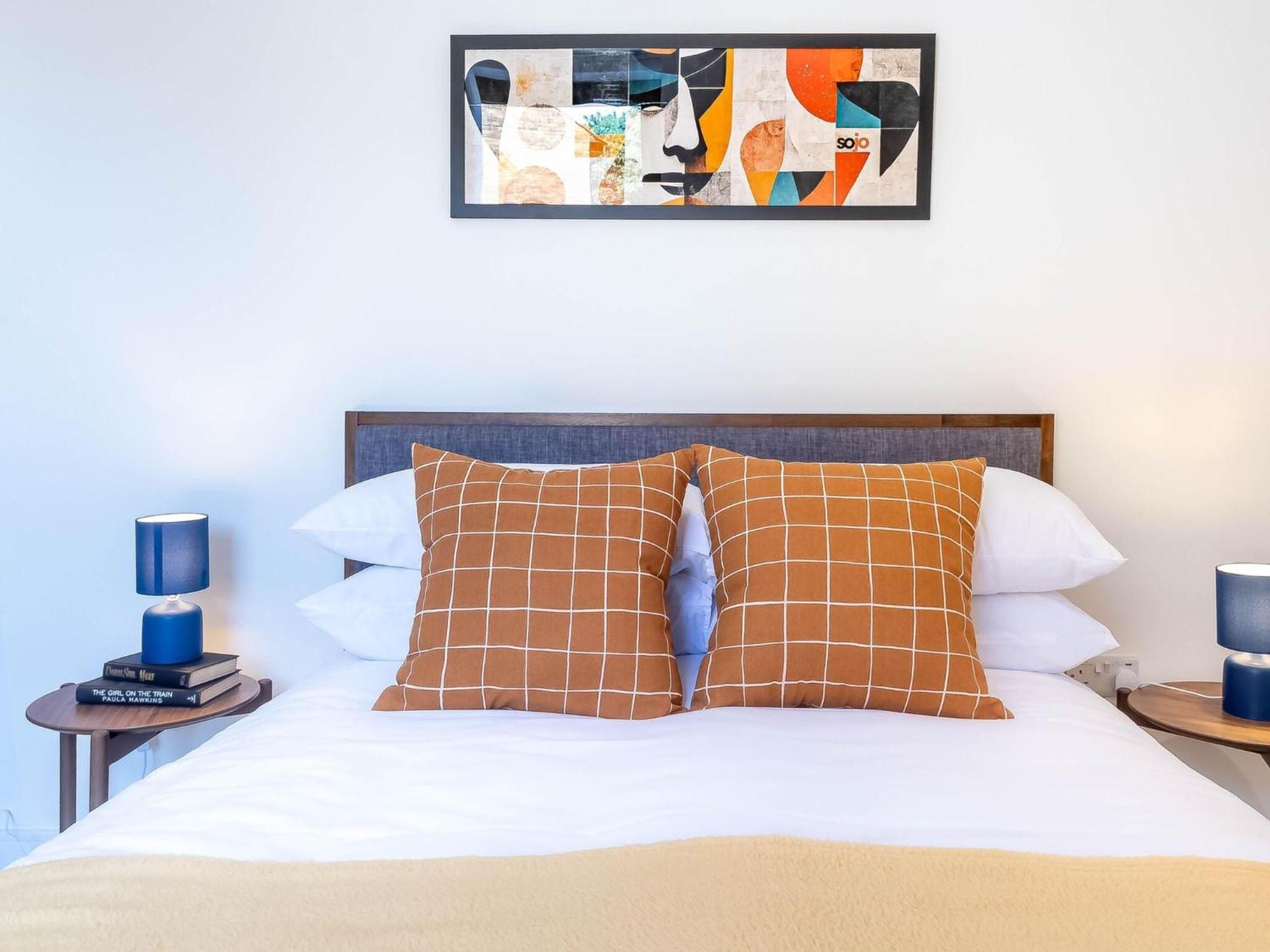 Modern Apartments With Balcony In Merton Near Wimbledon By Sojo Stay Mitcham Ngoại thất bức ảnh