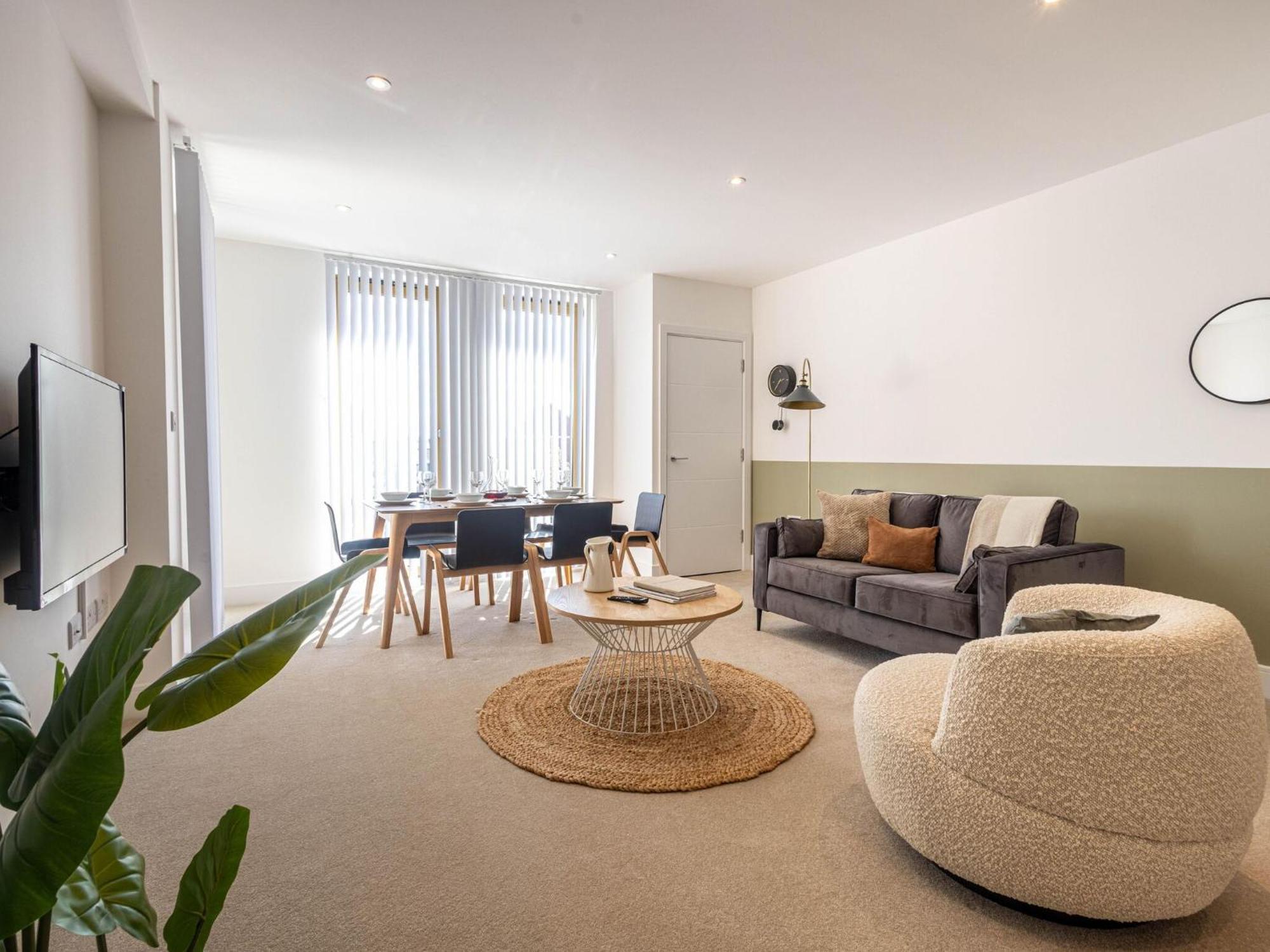 Modern Apartments With Balcony In Merton Near Wimbledon By Sojo Stay Mitcham Ngoại thất bức ảnh